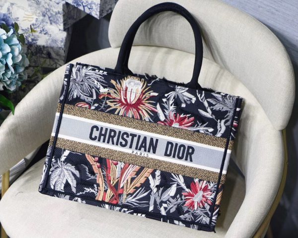 Réplique Sac Dior Book Tote Medium en camouflage noir multicolore – Image 5