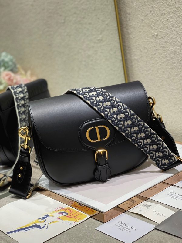 Fausse Grand Sac Dior Bobby en noir – Image 4