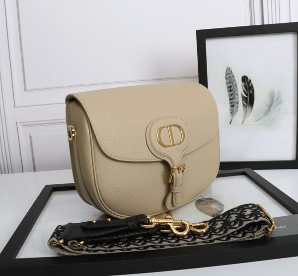 Contrefaçon Grand Sac Dior Bobby en beige – Image 9
