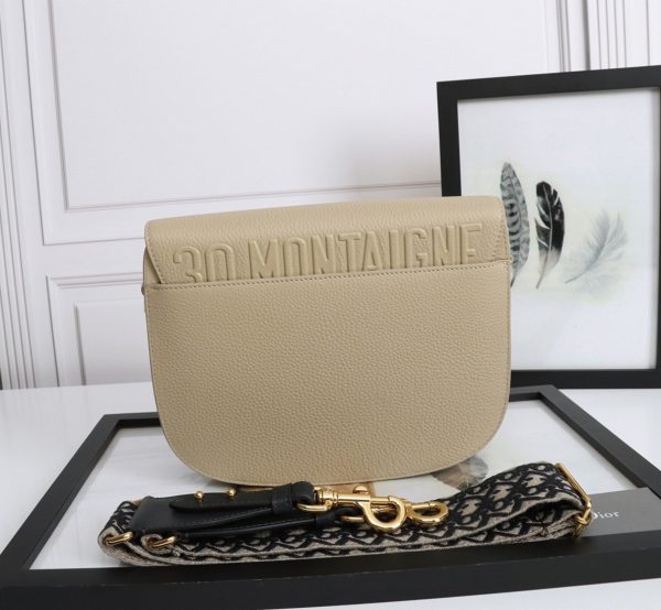 Contrefaçon Grand Sac Dior Bobby en beige – Image 8