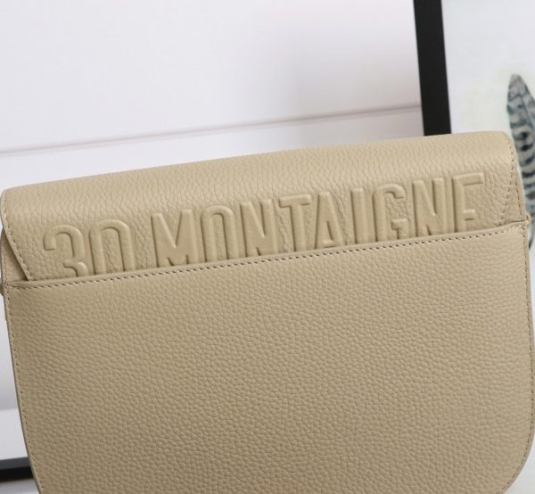 Contrefaçon Grand Sac Dior Bobby en beige – Image 5