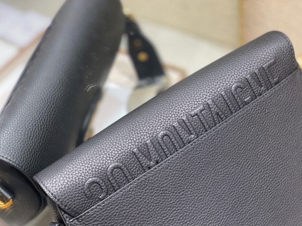 Imitation Grand Sac Dior Bobby en noir – Image 8