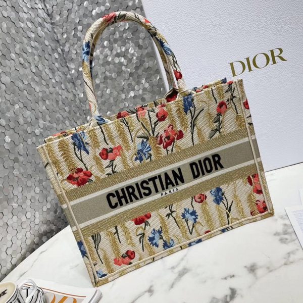 Fausse Sac Dior Book Tote Medium en broderie métallique Hibiscus – Image 3