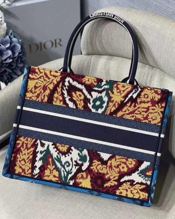 Réplique Sac Dior Book Tote Medium en broderie Paisley multicolore bleue – Image 2