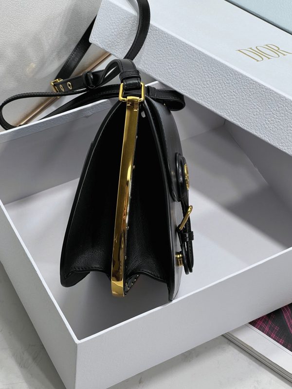Contrefaçon Sac Dior Bobby East-West en bleu Dior Oblique Jacquard – Image 2