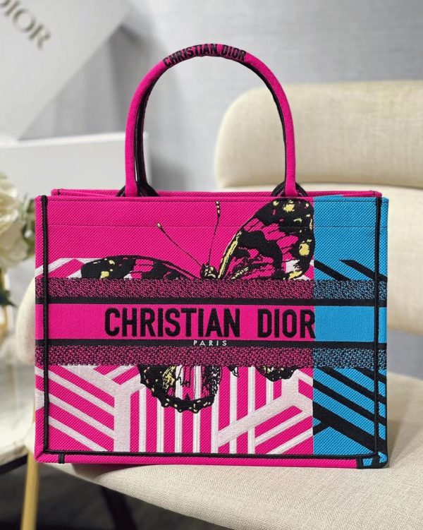 Fausse Sac Dior Book Tote Medium en broderie D-Jungle Pop rose – Image 3