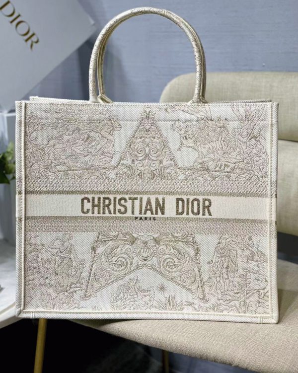 Réplique Sac Dior Book Tote Large en broderie Stella "Around the World" – Image 4