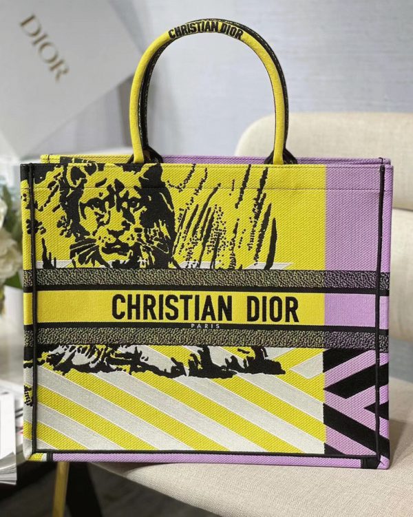 Faux Sac Dior Book Tote Large en broderie D-Jungle Pop jaune – Image 3