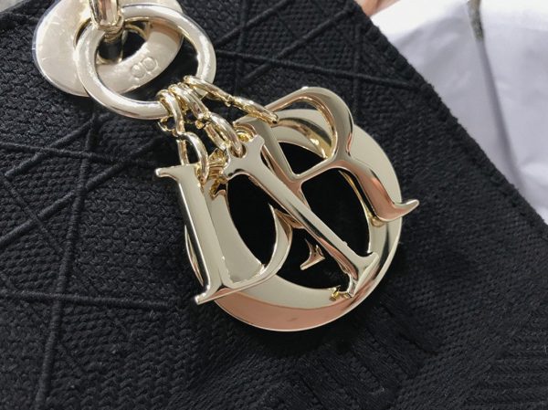 Réplique Sac Dior Lady D-Lite Medium en toile brodée Cannage noire – Image 6