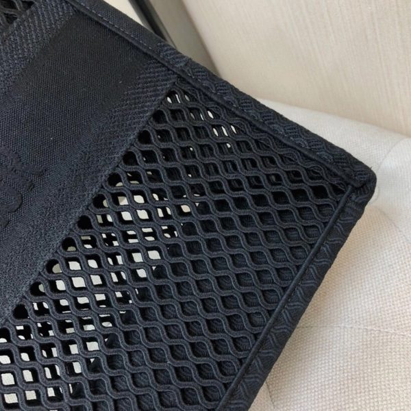 Contrefaçon Sac Dior Book Tote Large en broderie Mesh noire – Image 8