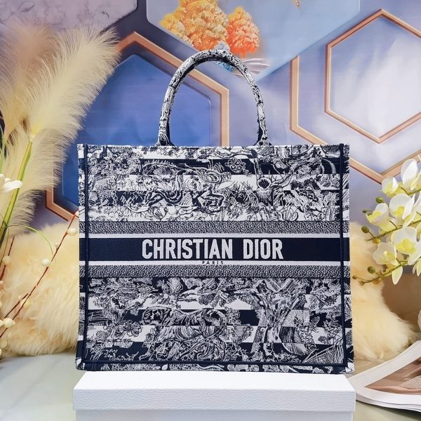 Fausse Sac Dior Book Tote Large en broderie rayée bleue Toile de Jouy – Image 5