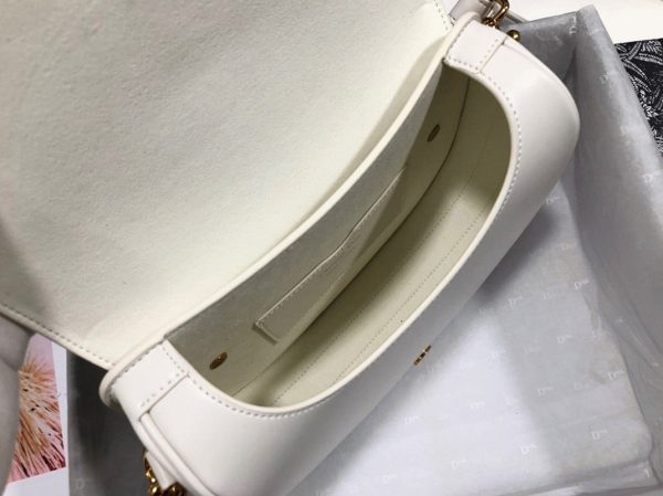 Réplique Sac Dior Bobby Medium en blanc – Image 9
