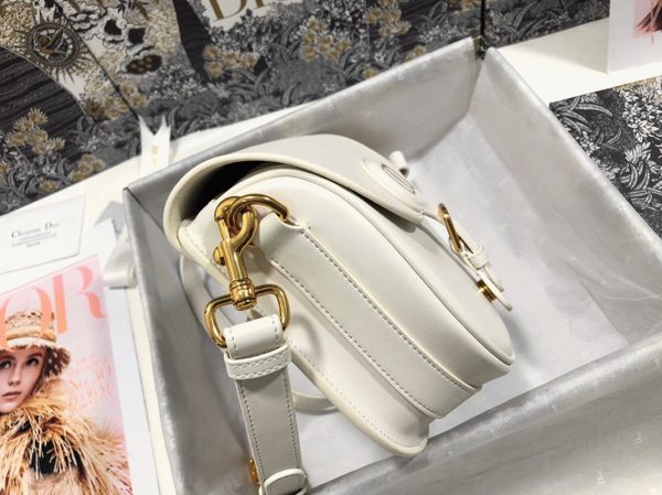 Réplique Sac Dior Bobby Medium en blanc – Image 2