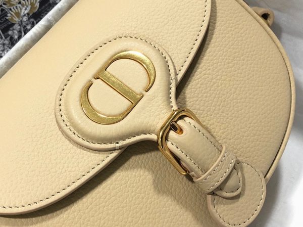 Fausse Sac Dior Bobby Medium en beige – Image 6