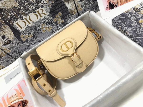 Fausse Sac Dior Bobby Medium en beige – Image 5