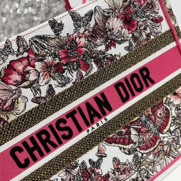 Fausse Sac Dior Book Tote Medium en broderie papillon multicolore – Image 3
