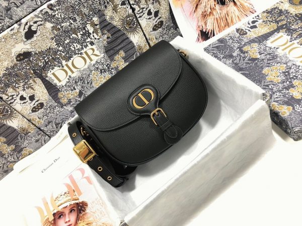 Contrefaçon Sac Dior Bobby Medium en noir – Image 7