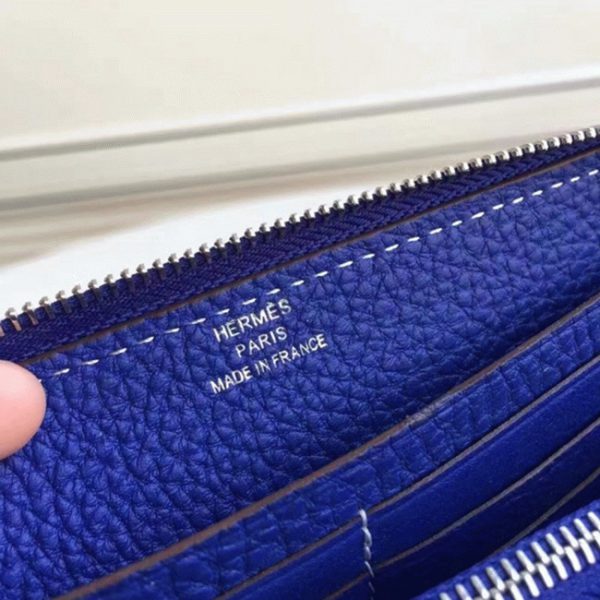 Top Réplique Portefeuille Hermès Azap Zippé Bleu électrique – Image 8