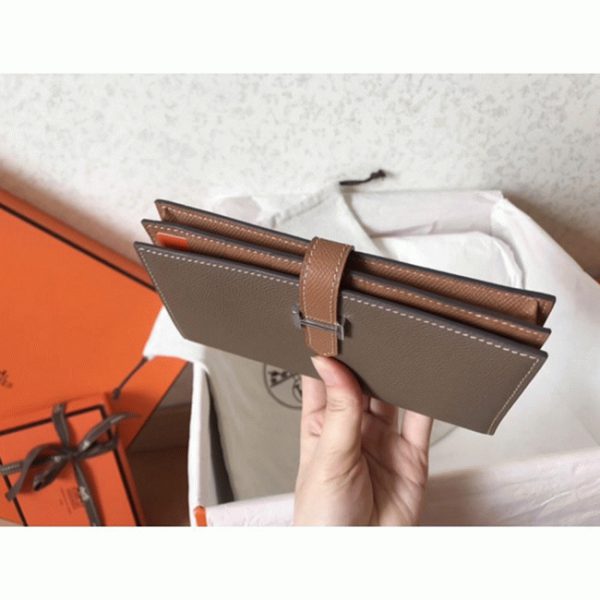 Réplique de Luxe 1:1 Portefeuille Hermès Bearn Taupe/Marron – Image 4