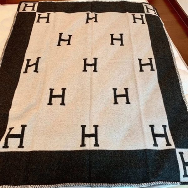 Fausse Couverture Avalon Hermès Noire – Image 6
