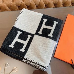 Fausse Couverture Avalon Hermès Noire