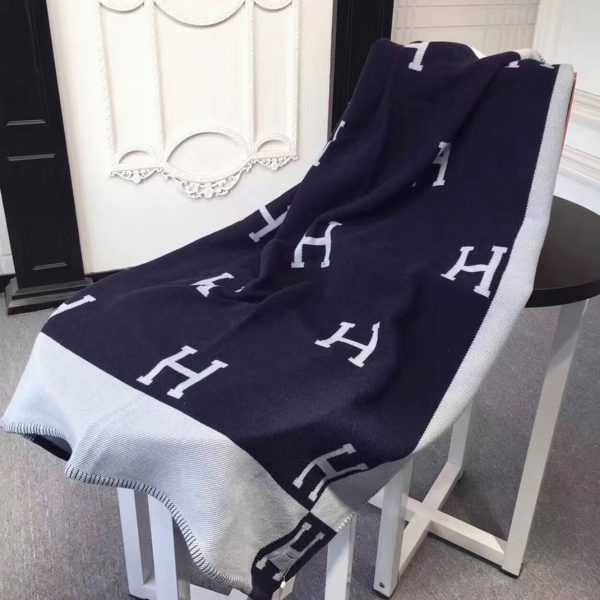 Réplique Couverture Avalon Hermès Bleu Foncé – Image 8