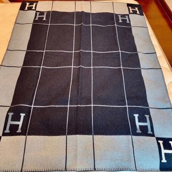 Réplique Couverture Avalon III Hermès Bleue – Image 8