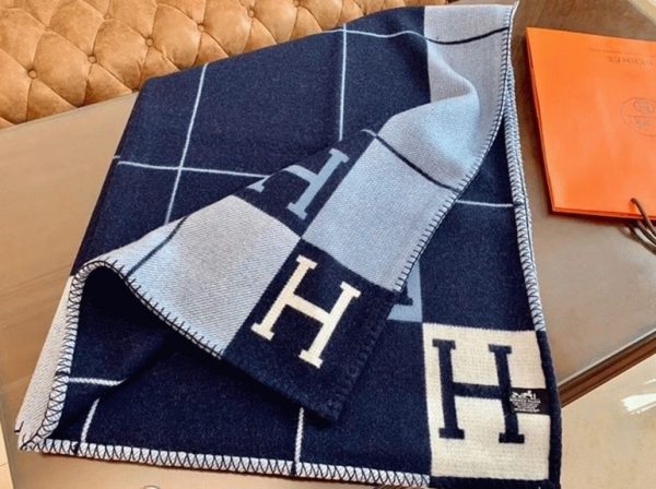 Réplique Couverture Avalon III Hermès Bleue – Image 5
