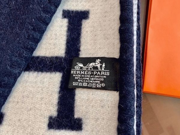 Réplique Couverture Avalon III Hermès Bleue – Image 3