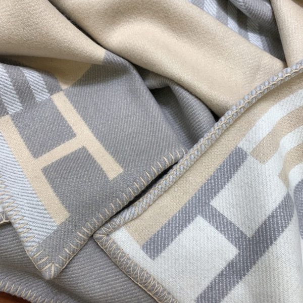 Fausse Couverture Ithaque Hermès Grise Laine et Cachemire – Image 6