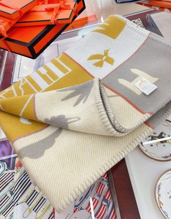 Réplique Couverture Avalon Epopée Hermès Jaune Laine et Cachemire – Image 5