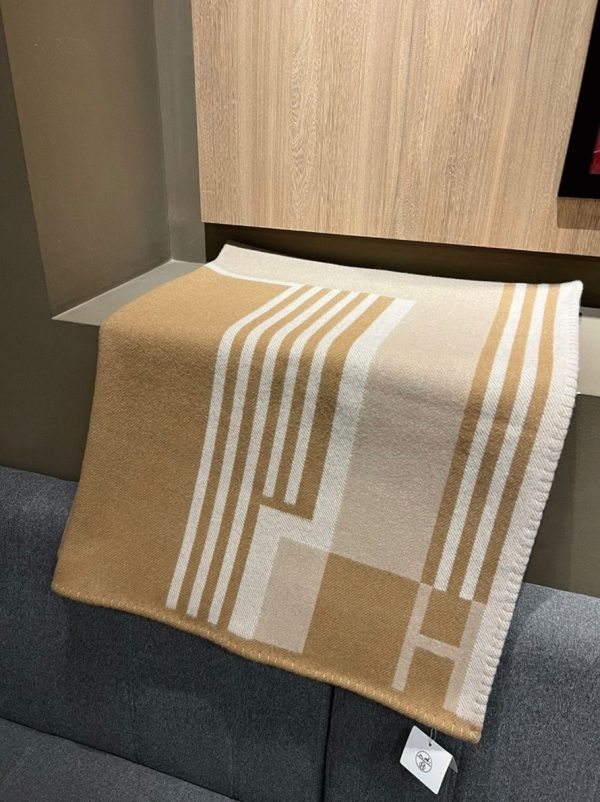 Fausse Couverture Ithaque Hermès Beige Laine et Cachemire – Image 3