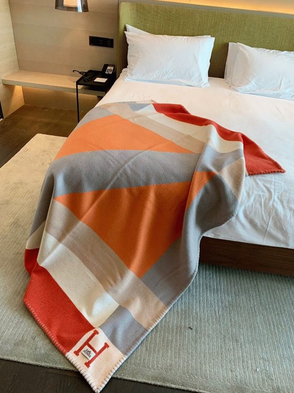 Réplique Couverture H Drapeau Hermès Terracotta et Gris Cachemire – Image 10