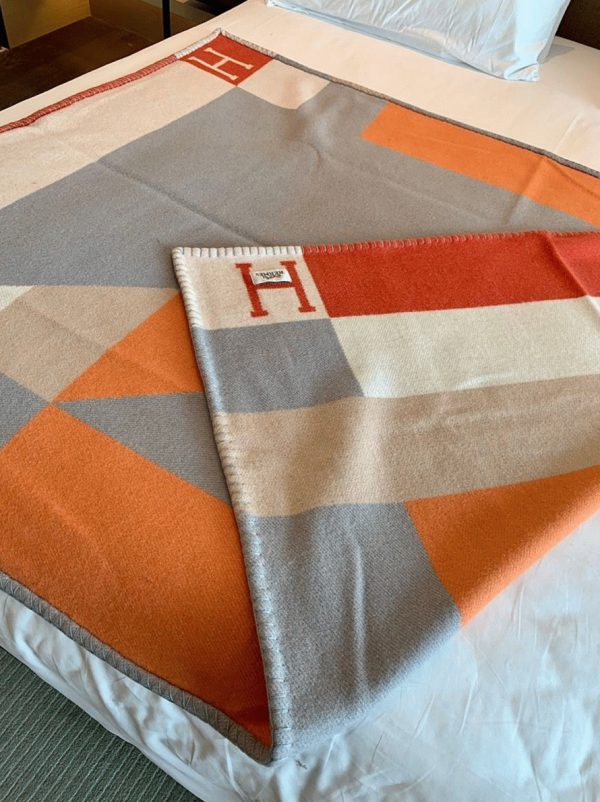 Réplique Couverture H Drapeau Hermès Terracotta et Gris Cachemire – Image 9