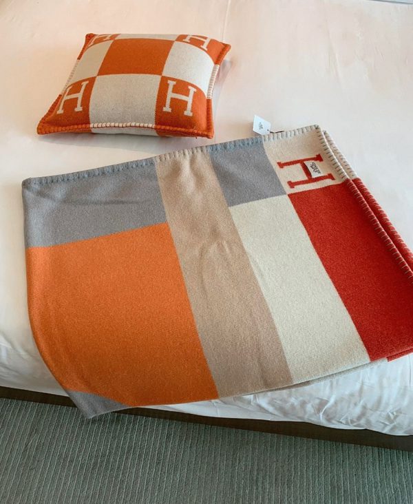 Réplique Couverture H Drapeau Hermès Terracotta et Gris Cachemire – Image 6