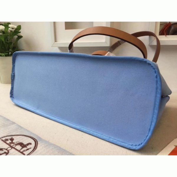 Top Fausse Hermès Cabag Elan Sac à Main Toile Céleste – Image 6