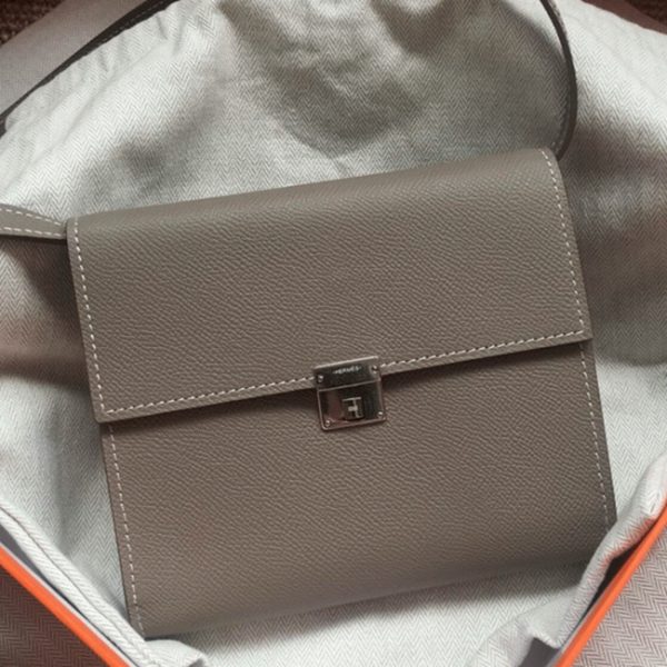 Réplique 1:1 Portefeuille Hermès Clic avec Bandoulière Gris