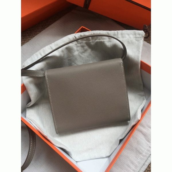 Réplique 1:1 Portefeuille Hermès Clic avec Bandoulière Gris – Image 4