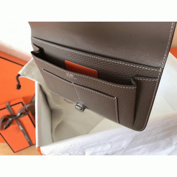 Contrefaçon Portefeuille Dogon Duo Hermès Noir/Taupe – Image 2