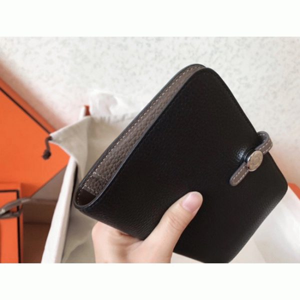 Contrefaçon Portefeuille Dogon Duo Hermès Noir/Taupe – Image 6