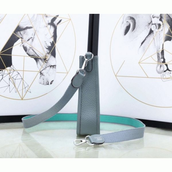 Fausse Hermès Evelyne II TPM Bleu Lin – Image 4