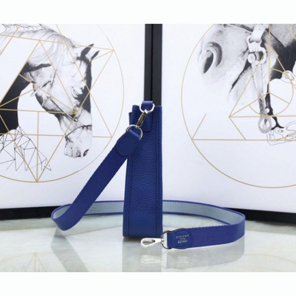 Fausse Hermès Evelyne II TPM Bleu électrique – Image 7