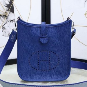 Fausse Hermès Evelyne II TPM Bleu électrique