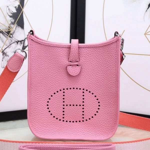 Contrefaçon AAA Hermès Evelyne II TPM Rose
