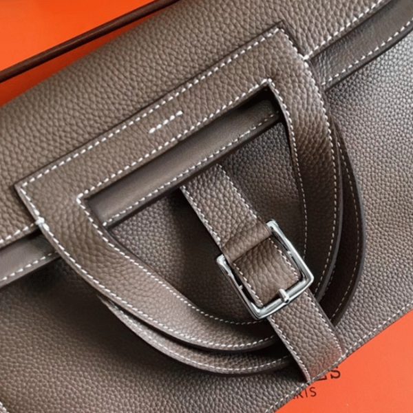 Fausse Hermès Halzan Sac étoupe – Image 5