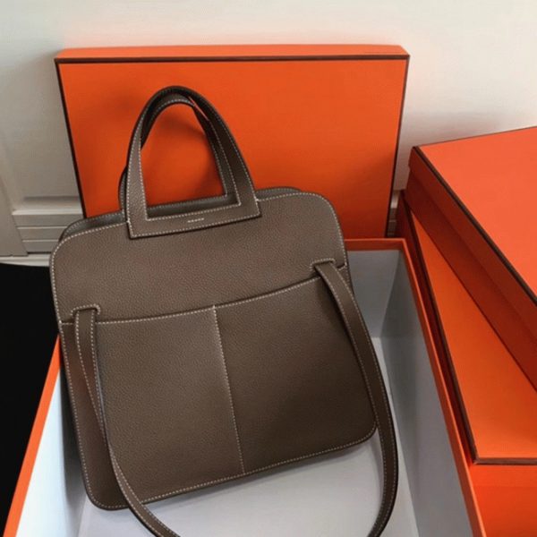 Fausse Hermès Halzan Sac étoupe – Image 4
