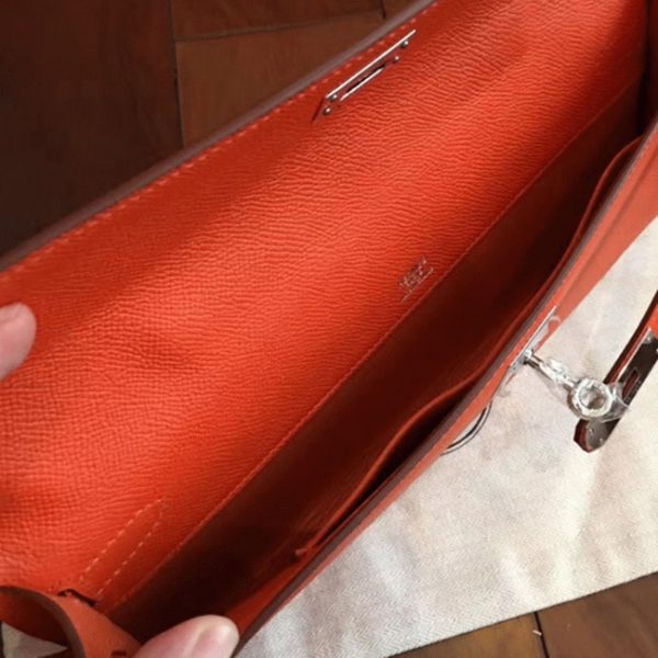 Contrefaçon Pochette Hermès Kelly Cut Orange Epsom – Image 5