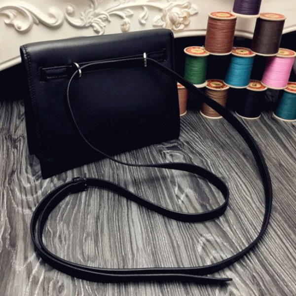 Réplique Sac à main Hermès Kelly Danse Noir Swift – Image 8