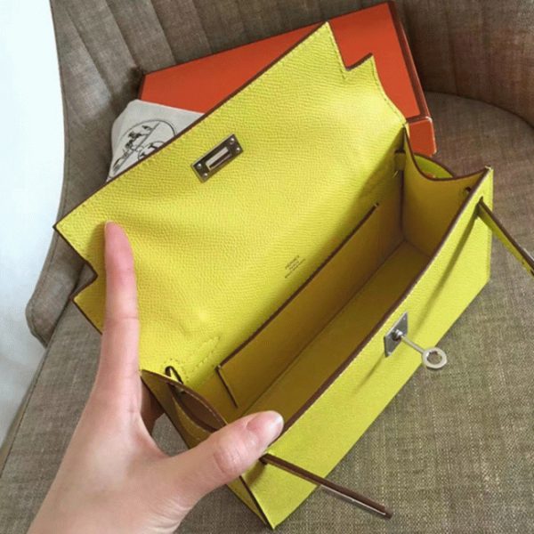Contrefaçon Sac à main Hermès Kelly Pochette Soufre Epsom – Image 8