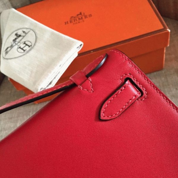 Top Fausse Sac à main Hermès Kelly Pochette Rouge Swift – Image 7